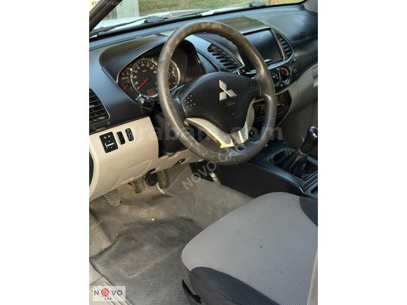 Mitsubishi L200 Invite 2.5 4x2 Manuel 2011 ModeL KK Kredi İmkanı