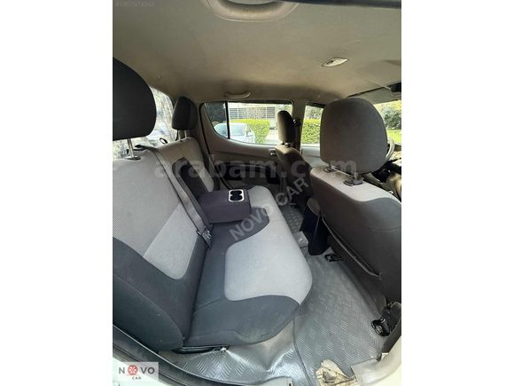 Mitsubishi L200 Invite 2.5 4x2 Manuel 2011 ModeL KK Kredi İmkanı