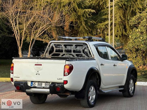 Mitsubishi L200 Invite 2.5 4x2 Manuel 2011 ModeL KK Kredi İmkanı