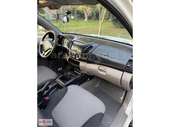 Mitsubishi L200 Invite 2.5 4x2 Manuel 2011 ModeL KK Kredi İmkanı