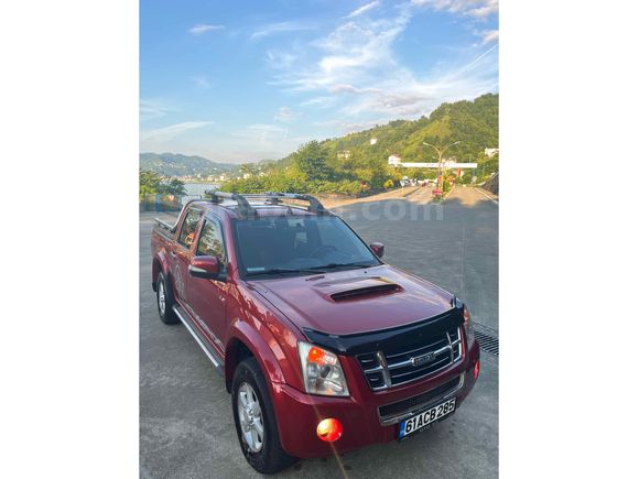 HATASIZ BOYASIZ. ISUZU LİMİTED 4*4
