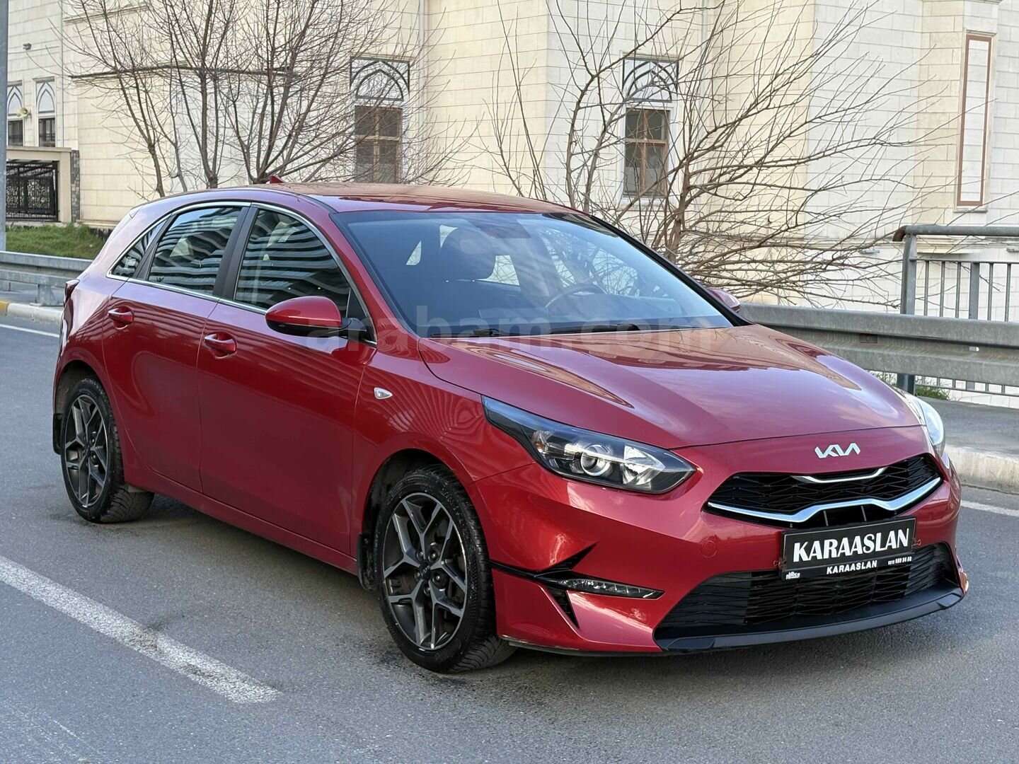 Galeriden Kia Ceed 1.0 T-GDI Cool 2022 Model İstanbul 68.000 km Kırmızı 6