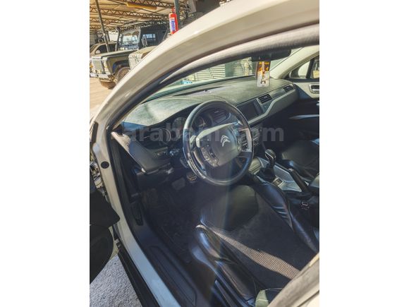 Sahibinden Citroen C5 1.6 e-HDi Executive 2012 Model  246.320 km Beyaz