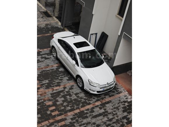 Sahibinden Citroen C5 1.6 e-HDi Executive 2012 Model  246.320 km Beyaz