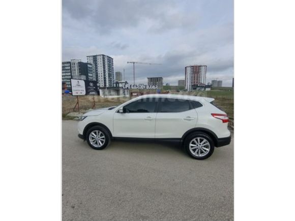 Sahibinden Nissan Qashqai 1.6 dCi Sky Pack 2016 Model Afyonkarahisar