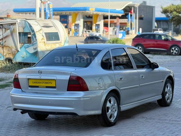 Sahibinden Opel Vectra 1.8 Elegance 2001 Model 