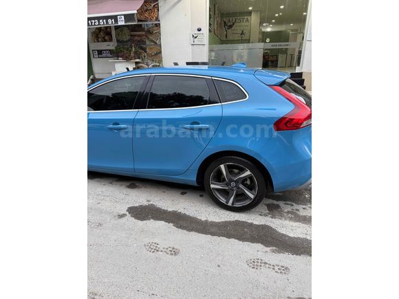 Sahibinden Volvo V40 1.6 D R-Design 2015 Model 