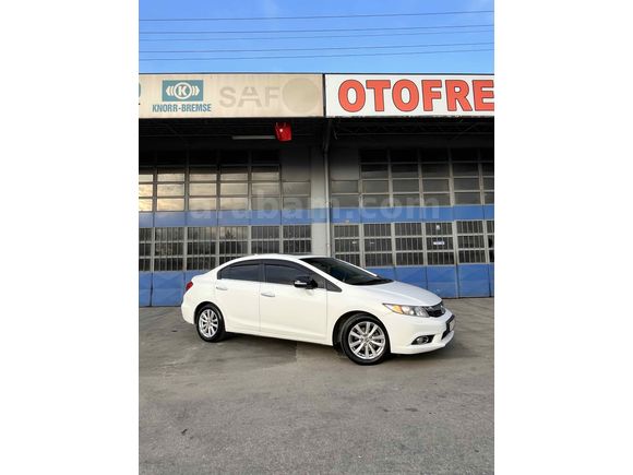 Sahibinden Honda Civic 1.6i VTEC ECO Elegance 2013 Model 