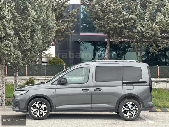 BOYASIZ 2023 Ford Tourneo Connect 2.0 Ecoblue Active CTavan 19KM