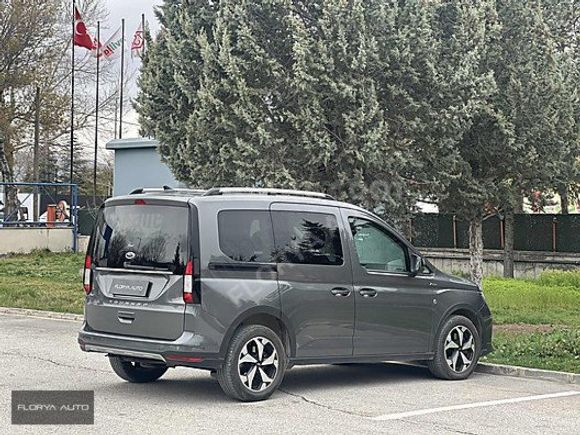 BOYASIZ 2023 Ford Tourneo Connect 2.0 Ecoblue Active CTavan 18KM