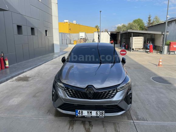 Sahibinden Renault Clio 1.0 TCe Techno Esprit Alpine 2023 Model 