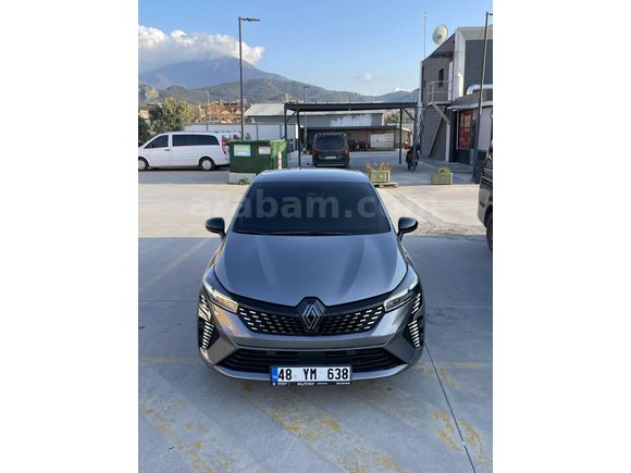 Sahibinden Renault Clio 1.0 TCe Techno Esprit Alpine 2023 Model 