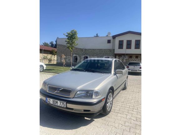 Sahibinden Volvo S40 2.0 2001 Model 