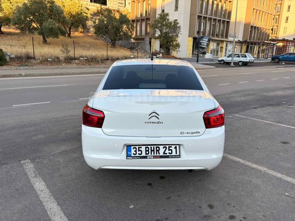 HATASIZ AYARINDA  Citroen C-Elysée 1.5 BlueHDI Feel 2022 Model  !
