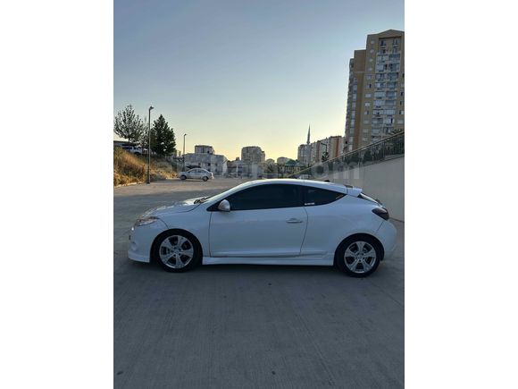 Sahibinden Renault Megane 1.5 dCi Dynamique 2011 Model 