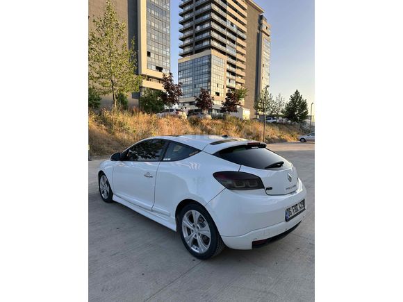 Sahibinden Renault Megane 1.5 dCi Dynamique 2011 Model 