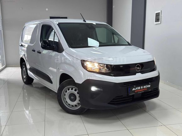 2026 ÇIKIŞLI OPEL COMBO CARGO %20 FATURALI 2+1 KAMPANYA!!!