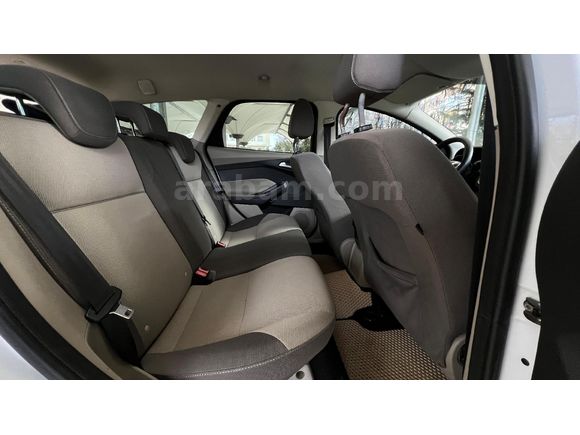 Sahibinden Düşük kilometre Ford Focus SW 1.6 TDCi Trend X