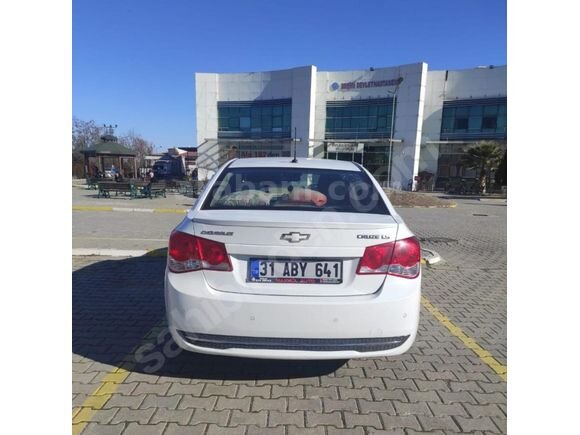Sahibinden Chevrolet Cruze 1.6 Design Edition Plus 2011 Model