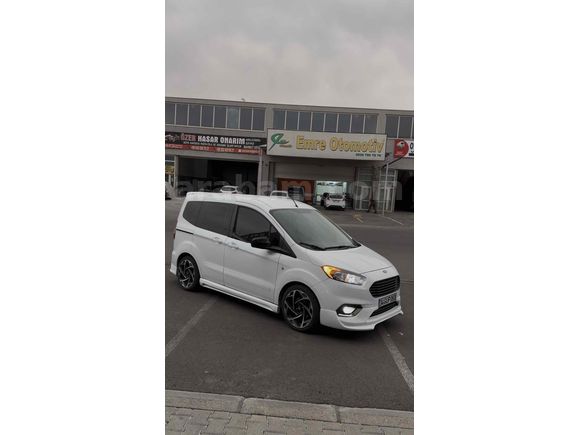 Sahibinden Ford Tourneo Courier 1.5 TDCi Delux 2023 Model Diyarbakır 51.000 km Beyaz