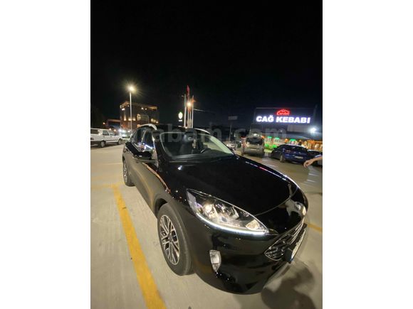 Sahibinden Ford Kuga 1.5 EcoBoost Titanium 2023 Model 