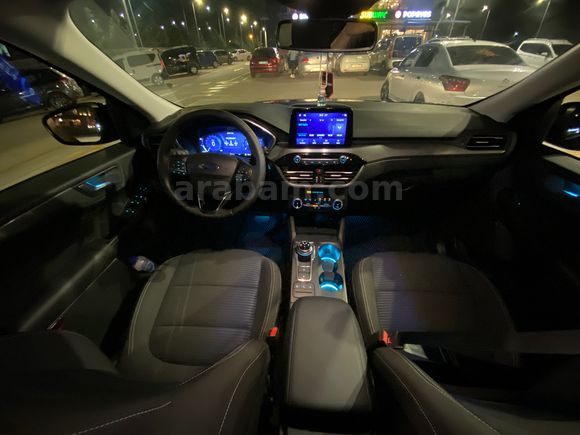 Sahibinden Ford Kuga 1.5 EcoBoost Titanium 2023 Model 