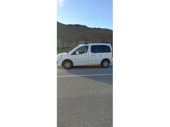 Sahibinden Peugeot Partner 1.6 BlueHDI Active 2018 Model