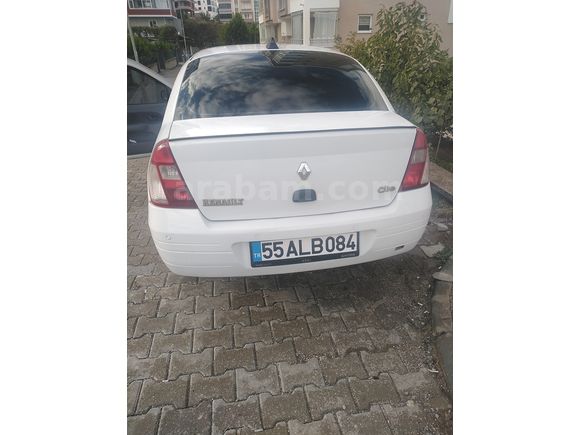 Sahibinden Renault Clio 1.4 RNA 2000 Model Samsun