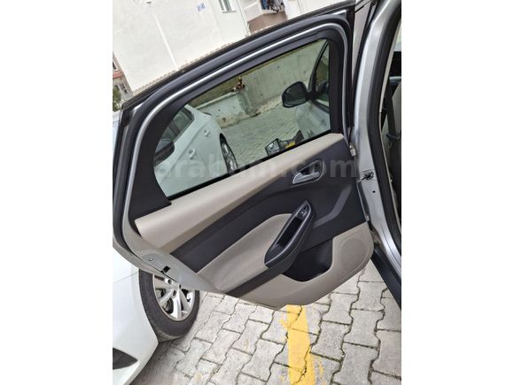 Acil İhtiyaçtan Ford Focus 1.6 Ti-VCT Trend X 2013 Model