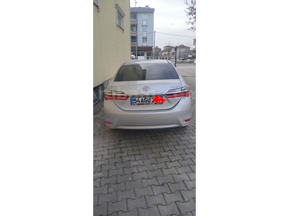 Sahibinden Toyota Corolla 1.4 D-4D Advance 2016 makyajı Model