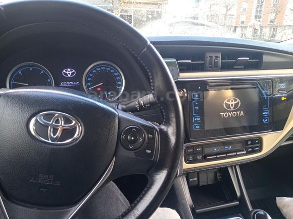 Sahibinden Toyota Corolla 1.4 D-4D Advance 2016 makyajı Model