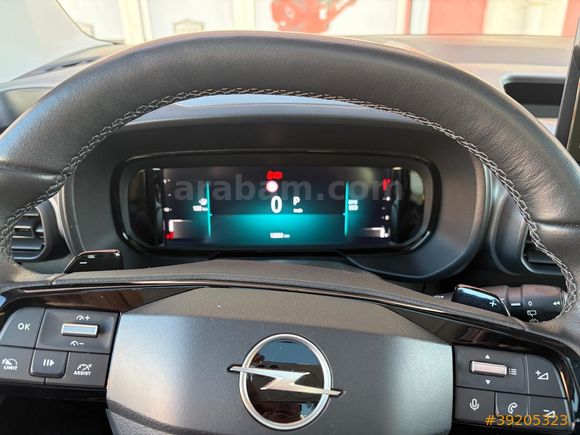 2024 OPEL COMBO ULTİMATE 19.000KM CAM TAVAN H.EKRAN ŞERİT TAKİP