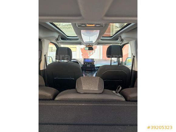 2024 OPEL COMBO ULTİMATE 19.000KM CAM TAVAN H.EKRAN ŞERİT TAKİP