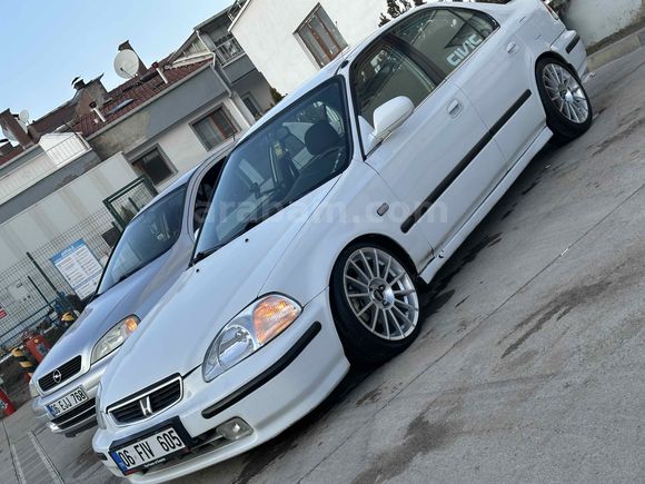 Sahibinden Honda Civic 1.4 i S 1999 Model 