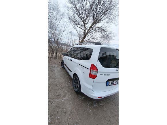 Sahibinden Ford Tourneo Courier 1.5 TDCi Titanium Plus 2022 Model