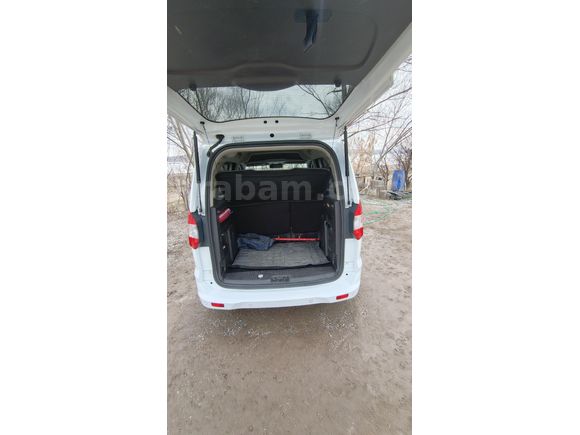 Sahibinden Ford Tourneo Courier 1.5 TDCi Titanium Plus 2022 Model