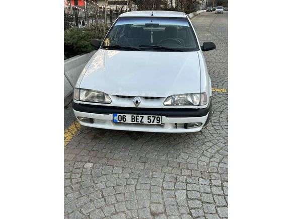 Acill Sahibinden Renault R 19 1.6 Europa RNE 2000 Model 