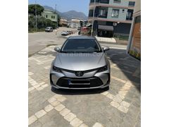 Sahibinden Toyota Corolla 1.5 Vision 2022 Model Antalya
