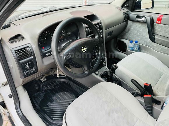 Galeriden Opel Astra 1.4 GL 2001 Model Ankara