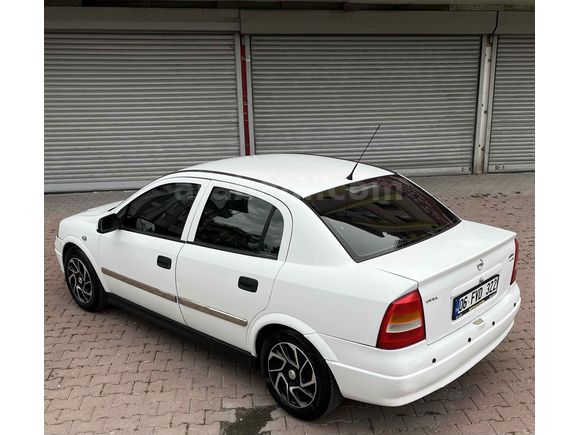 Galeriden Opel Astra 1.4 GL 2001 Model Ankara