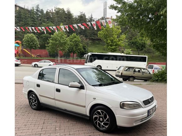 Galeriden Opel Astra 1.4 GL 2001 Model Ankara