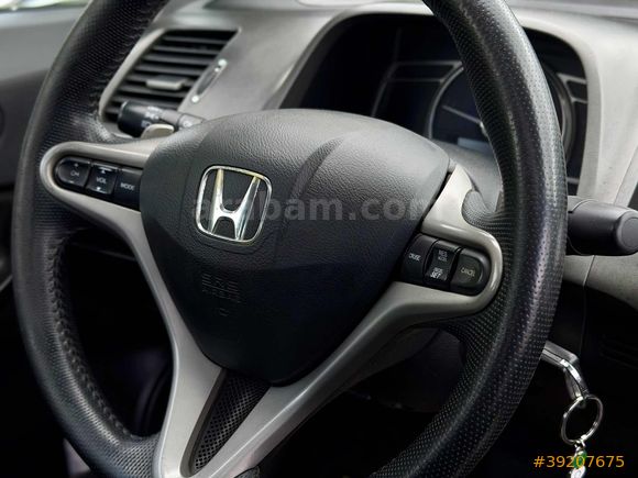 EMSALSİZ DEĞİŞENSİZ SADECE 77BİN KM/OTOMATK/SUNROOF/ELEGAN CİVİC