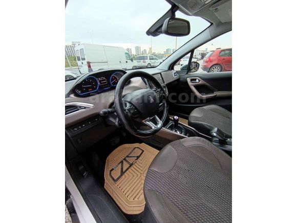 Sahibinden Peugeot 2008 1.6 e-HDi Allure 2015 Model 