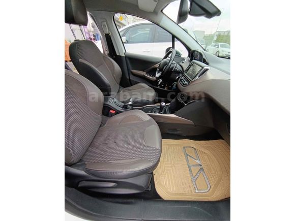 Sahibinden Peugeot 2008 1.6 e-HDi Allure 2015 Model 