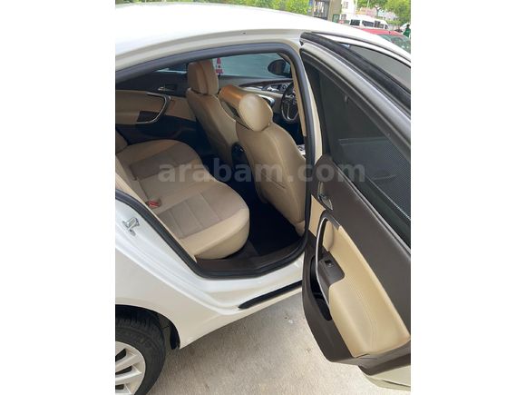 Sahibinden Opel Insignia 2.0 CDTI Cosmo 2011 Model  287 km Beyaz