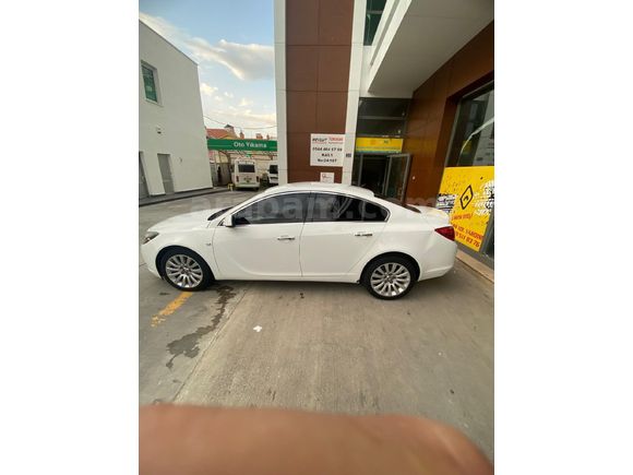Sahibinden Opel Insignia 2.0 CDTI Cosmo 2011 Model  287 km Beyaz