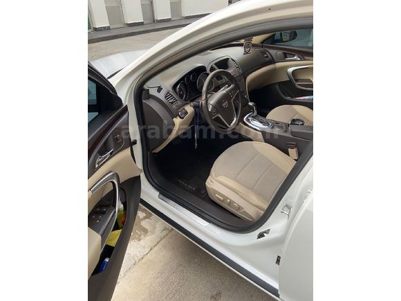 Sahibinden Opel Insignia 2.0 CDTI Cosmo 2011 Model  287 km Beyaz