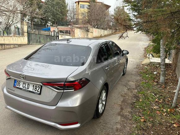 Sahibinden Toyota Corolla 1.5 Dream 2021 Model 