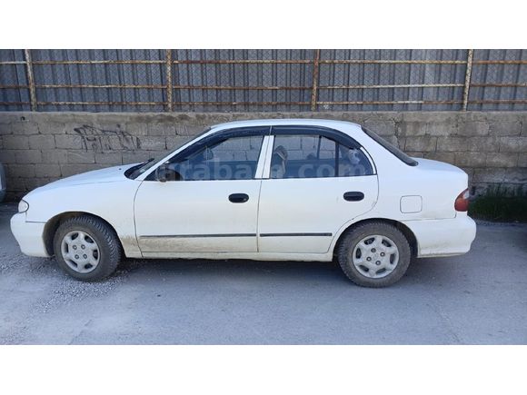 Sahibinden Hyundai Accent 1.3 LS 1998 Model