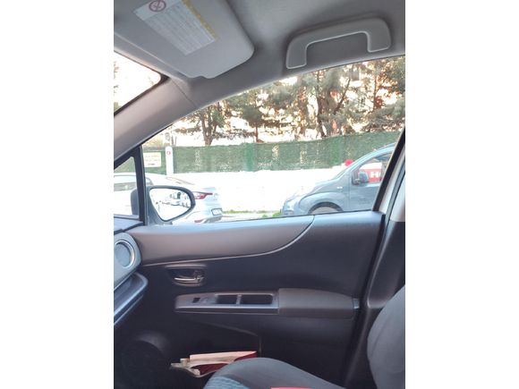 Sahibinden Toyota Yaris 1.33 Fun 2012 Model  133.000 km Beyaz